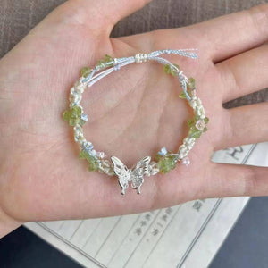 طقم أساور بتصميم Butterfly يدوي مع خرز ملون.