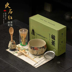 طقم تحضير Matcha سيراميك ياباني 8 قطع بتصميم القطط الفاخر.