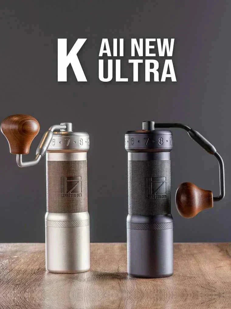 مطحنة قهوة يدوية 1Zpresso K-Ultra فائقة الدقة بضبط خارجي.