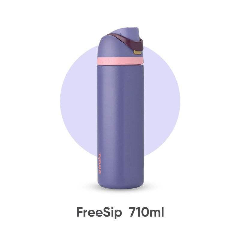 مطارة ماء Owala FreeSip عازلة للحرارة بألوان متنوعة.