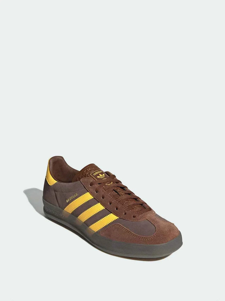 Adidas Official brown and yellow vintage suede sports shoe for men and women
