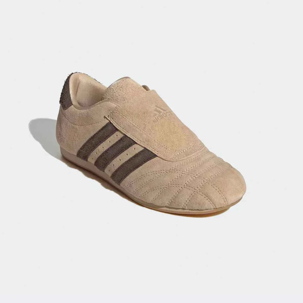 taekwondo adidas أحذية أديداس للتايكوندو.