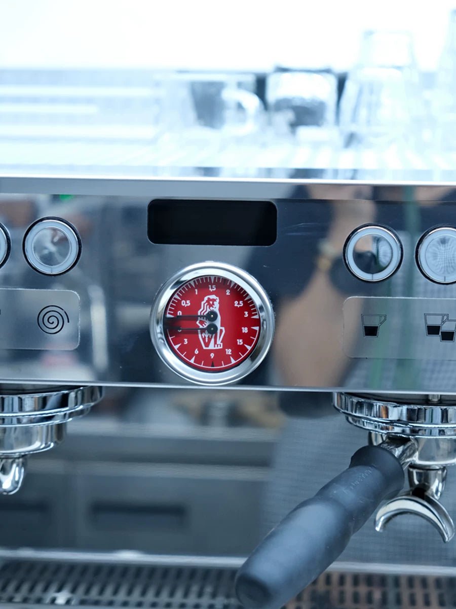 Italy's new 2024 hot mom lamarzocco PB AV double-head commercial electronically controlled semi-automatic coffee machine