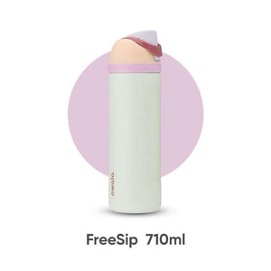 مطارة ماء Owala FreeSip عازلة للحرارة بألوان متنوعة.