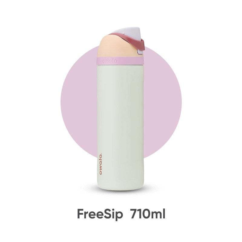 مطارة ماء Owala FreeSip عازلة للحرارة بألوان متنوعة.