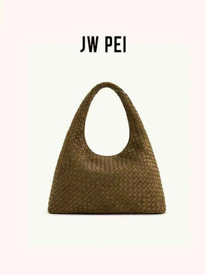 حقيبة JW PEI منسوجة كبيرة – JW PEI Woven Handbag بتصميم عملي أنيق.