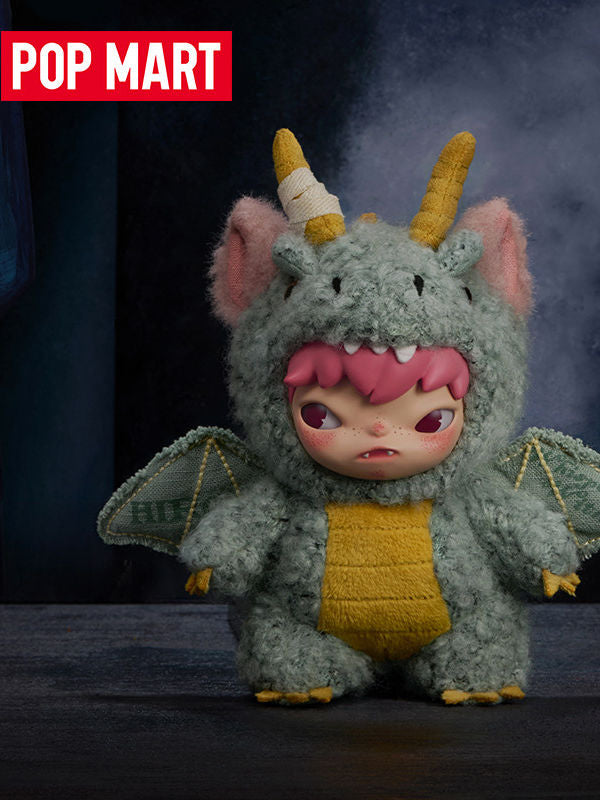 دمية Hirono Mist-Walker القماشية من POP MART للتجميع