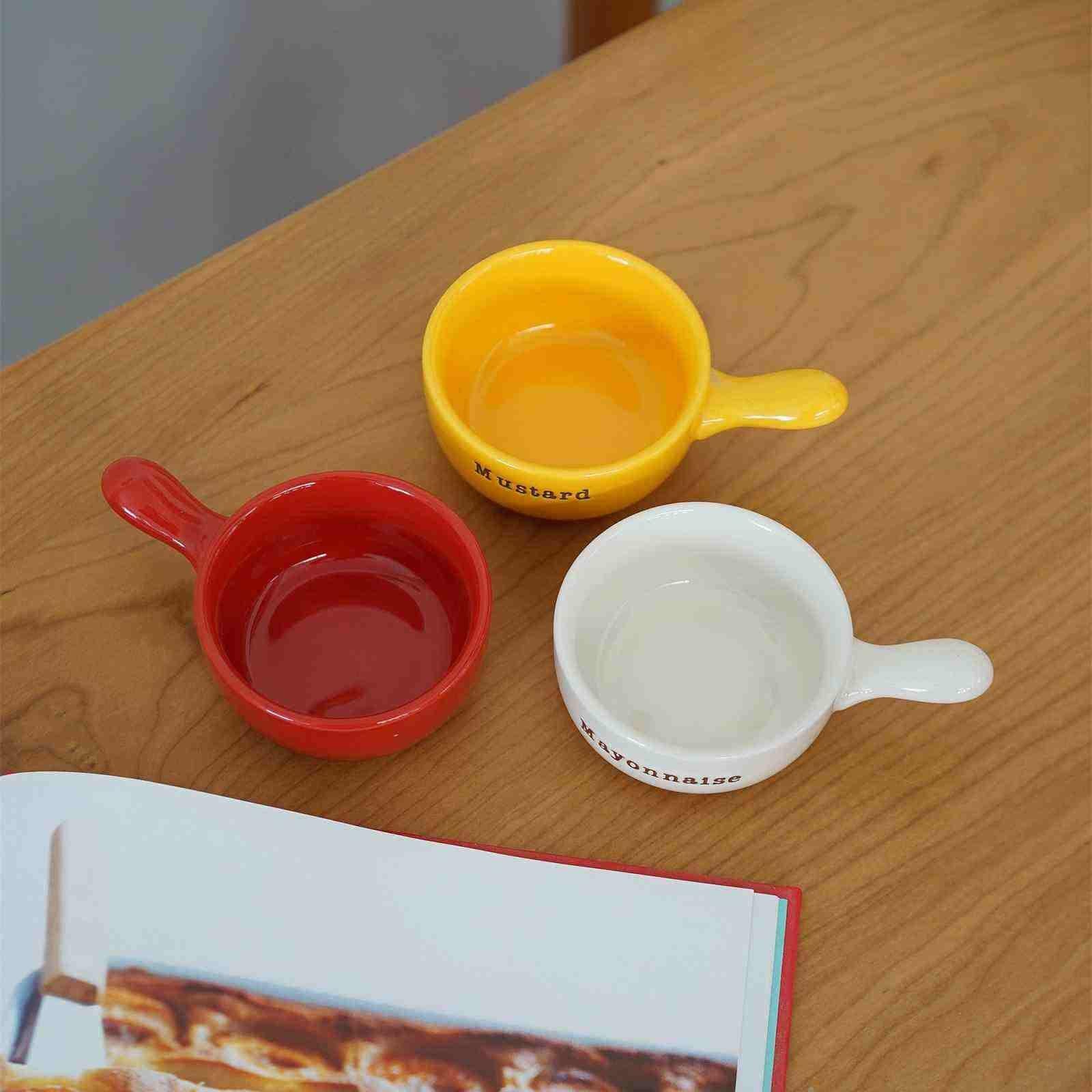 طقم أوعية صوص سيراميك بمقبض Ketchup و Mustard.