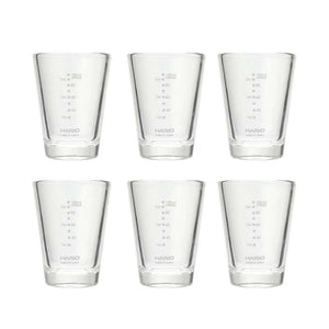 أكواب قياس القهوة HARIO مدرجة للتحضير الدقيق - زجاج شفاف.