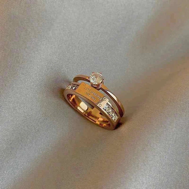 خاتم مزدوج الطبقة من الفولاذ التيتانيوم للنساء مزين بزركون وأhigh-end sense jewelryالجودة مناسبة للخواتم اليومية والموضة