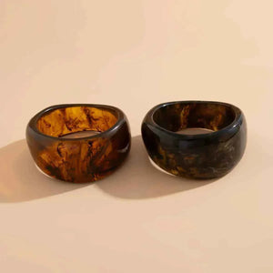 سوار نسائي | تصميم واسع غير منتظم من الريزين موضة صيف 2025 smeared resin bracelet.