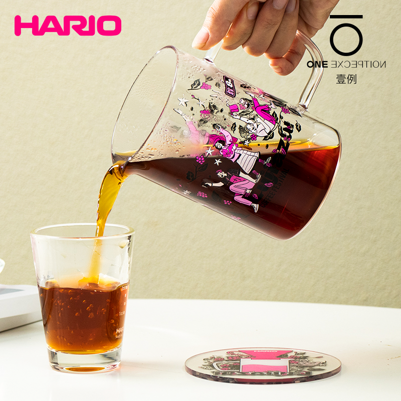 مجموعة تقطير القهوة V60 من HARIO إصدار Lujiazui الوردي.