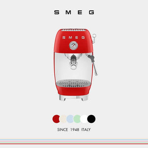 ماكينة Espresso من Smeg موديل ECF03 بخاصية Cold Extraction.