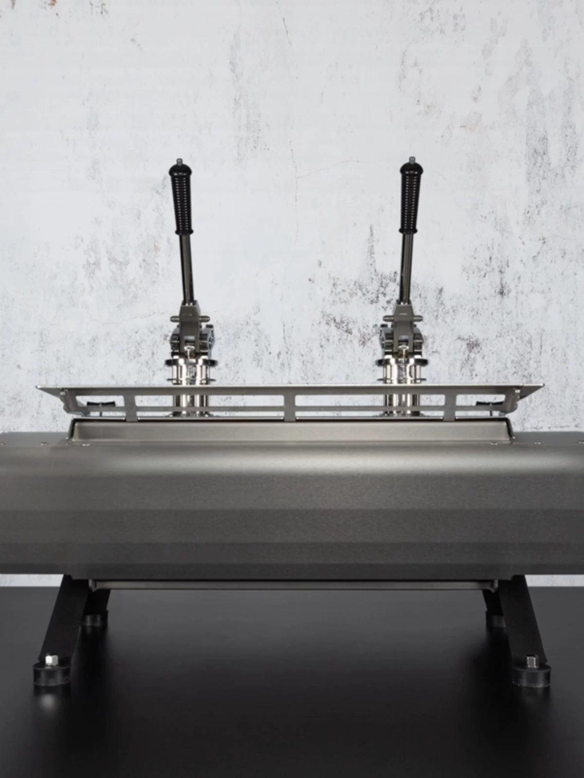 The Dutch KEES slim jim semi-automatic lever double-head electronically controlled espresso machine transforms the high-end