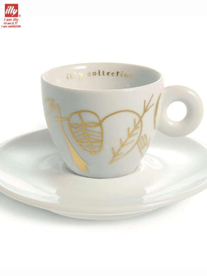 أكواب Espresso من illy collection بتصاميم فنية ملونة.