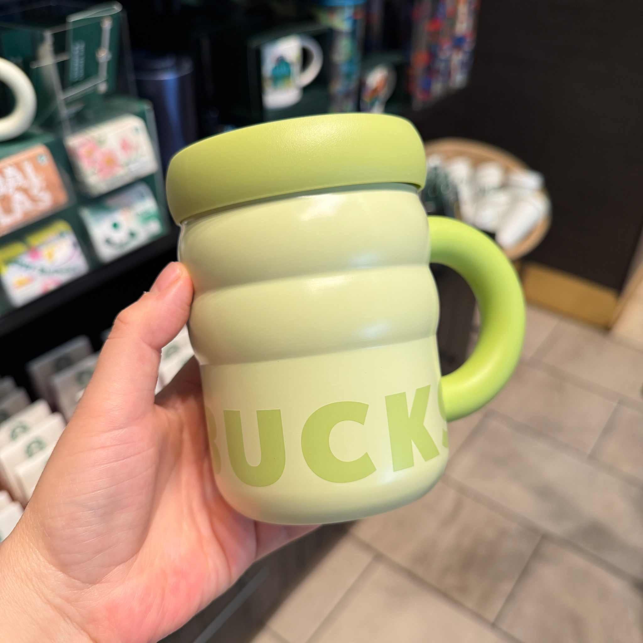 Matcha Starbucks Tumbler 2026 | إصدار ماتشا الحصري بلمسات البامبو الطبيعي.