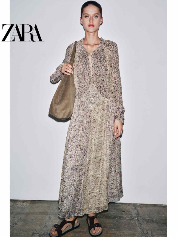 فستان نسائي طويل بأكمام طويلة من مجموعة ZARA2025 Fall لخريف 2025 بتصميم معدني أنيق