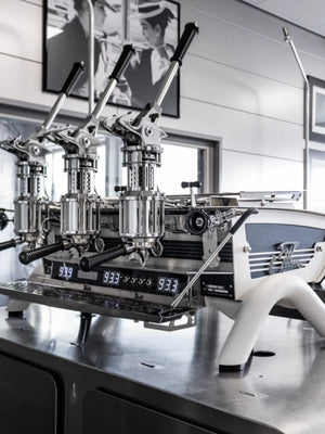 The Dutch KEES slim jim semi-automatic lever double-head electronically controlled espresso machine transforms the high-end