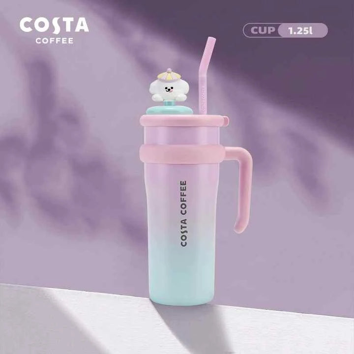 كوب حراري بألوان مبهجة من Costa Coffee&gt;الصور تعرض مجموعة أكواب حرارية من علامة “Costa Coffee” بتصاميم مبهجة وألوان مشرقة مثل الأزرق، الوردي، الأخضر، والأصفر. تأتي الأكواب مع مقبض مريح وغطاء مع شفاطة ماكواب كوستاCostaرفعةكوب حراري بألوان مبهجة من Costa Coffee