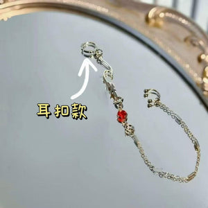 سلسال شفاه بتصميم Ear Cuff بلمسة Red Stone جذابة.
