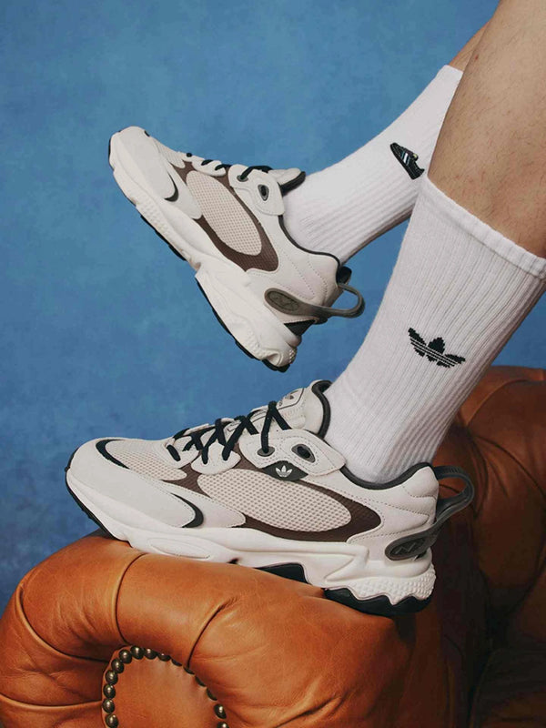 OZWEEGO  adidas