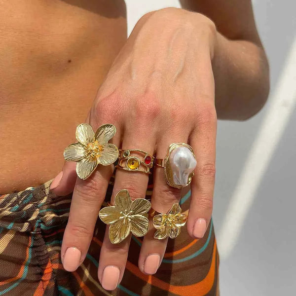 طقم خواتم نسائية بأسلوب باروك مع لؤلؤ وأحجار flower open ring زينة معدنية مصمم بتصميم عصري وأوروبي أمريكي يناسب الموضة لعام 2025