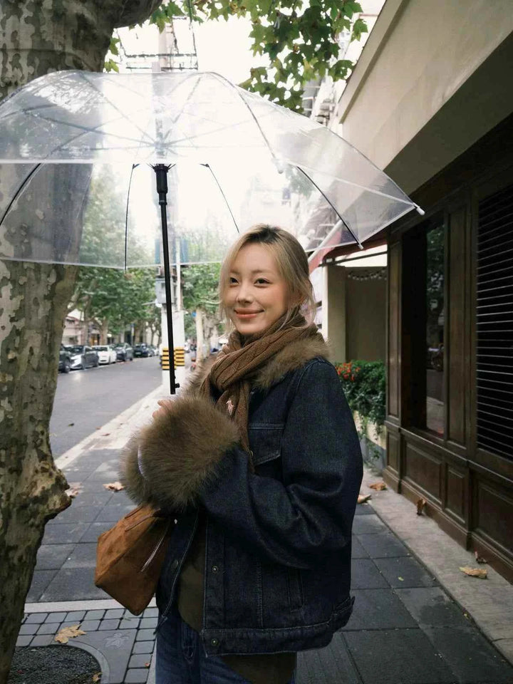 جاكيت جينز نسائي سميك بياقة فرو Barn Winter معتم لفصل الخريف والشتاء 2025