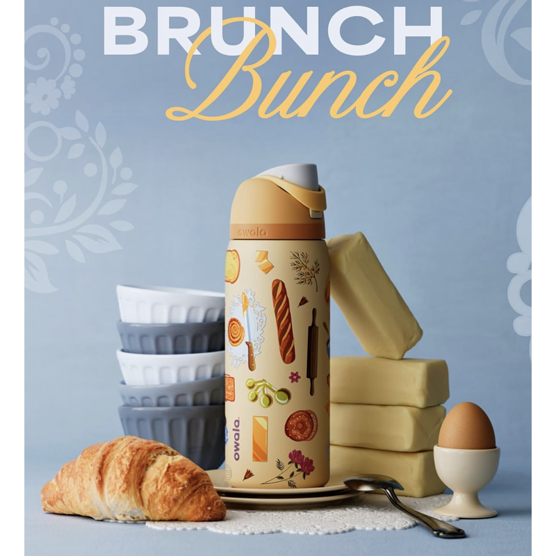 مطارة Owala بتصميم Brunch Bunch مانعة للتسريب.