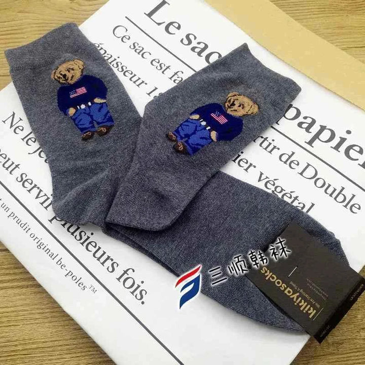 شرابات Bear رمادية مع تصميم دب أنيق وخامة ناعمة ومريحة للارتداء اليومي