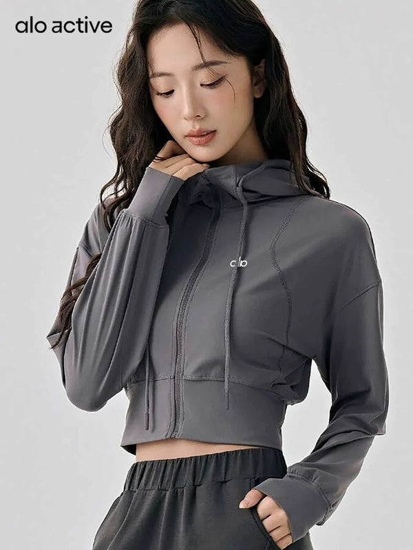 alo clothing جاكيت رياضي قصير بسحاب وقبعة قابلة للضبط بأناقة عالية