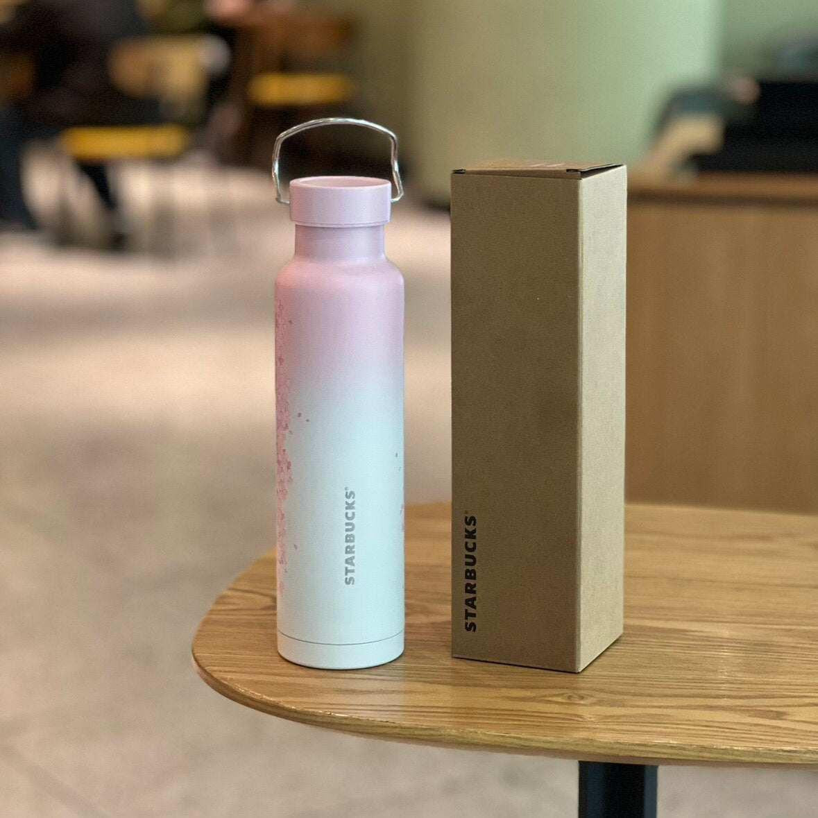 Starbucks Cup 2025 Cherry Blossom Spring Bloom Pink Girl's Heart Cold Glass Stainless Steel Straw Insulated Water Cup.