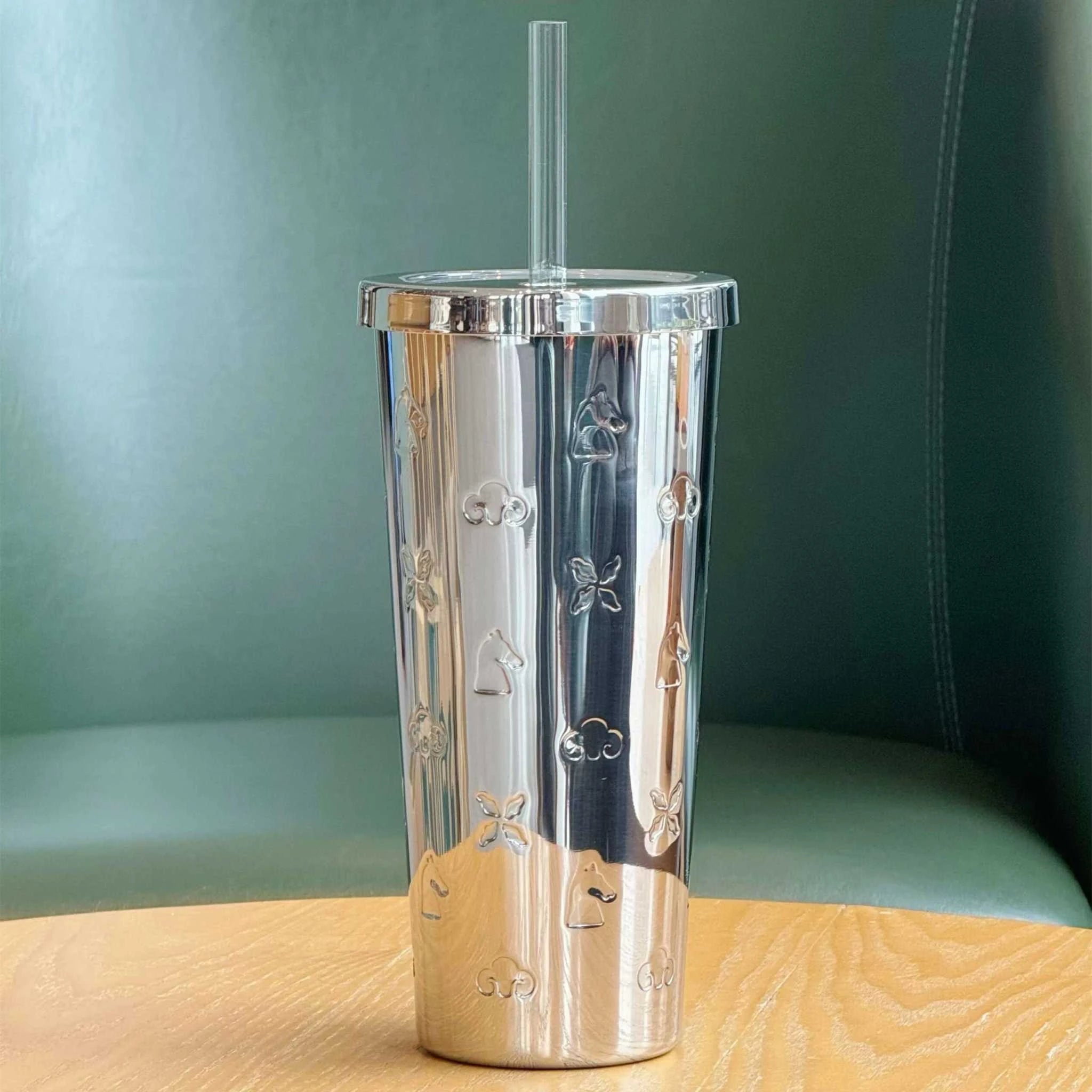 Starbucks cup 2026 Junyue Xingcheng New Year light luxury gift for the Year of the Horse large-capacity stainless steel straw cup gift box.