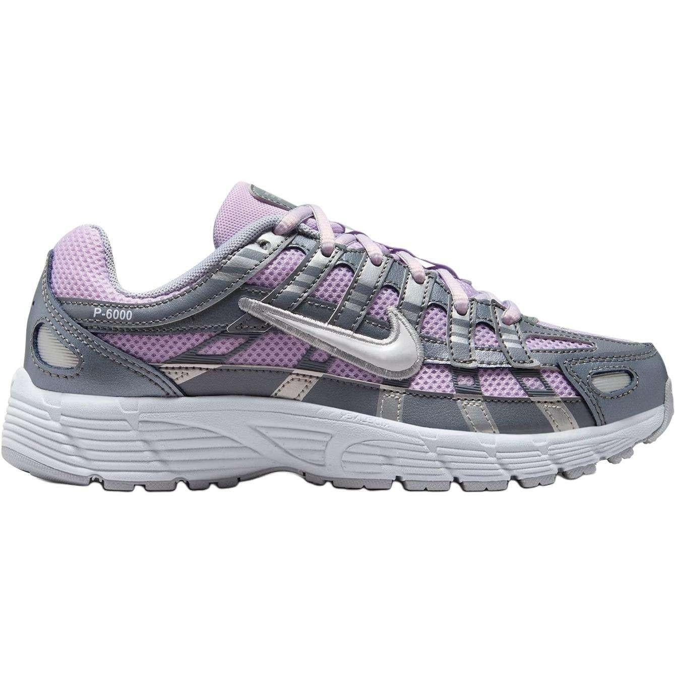 View the side profile of the حذاء نايك الأصلي featuring Nike Shoes design, representing the finest شوز نايك المميز مع حذاء Nike P-6000 Off-Pink بتصميم رجعي وتصاميم nike schuhe.