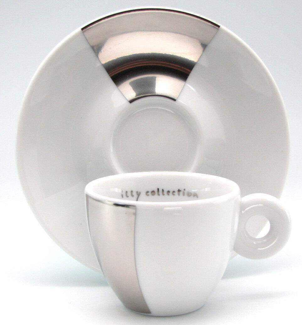 طقم كوب Espresso مع صحن من illy collection أبيض بلمسة فضية.