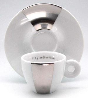 طقم كوب Espresso مع صحن من illy collection أبيض بلمسة فضية.