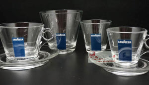 طقم أكواب قهوة زجاجية بتصميم Lavazza شفاف وأنيق.