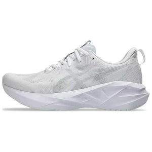 ASICS NOVABLAST 5  Men's White.