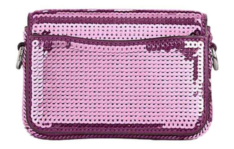 حقيبة Coach Crossbody صغيرة بالترتر الأرجواني.