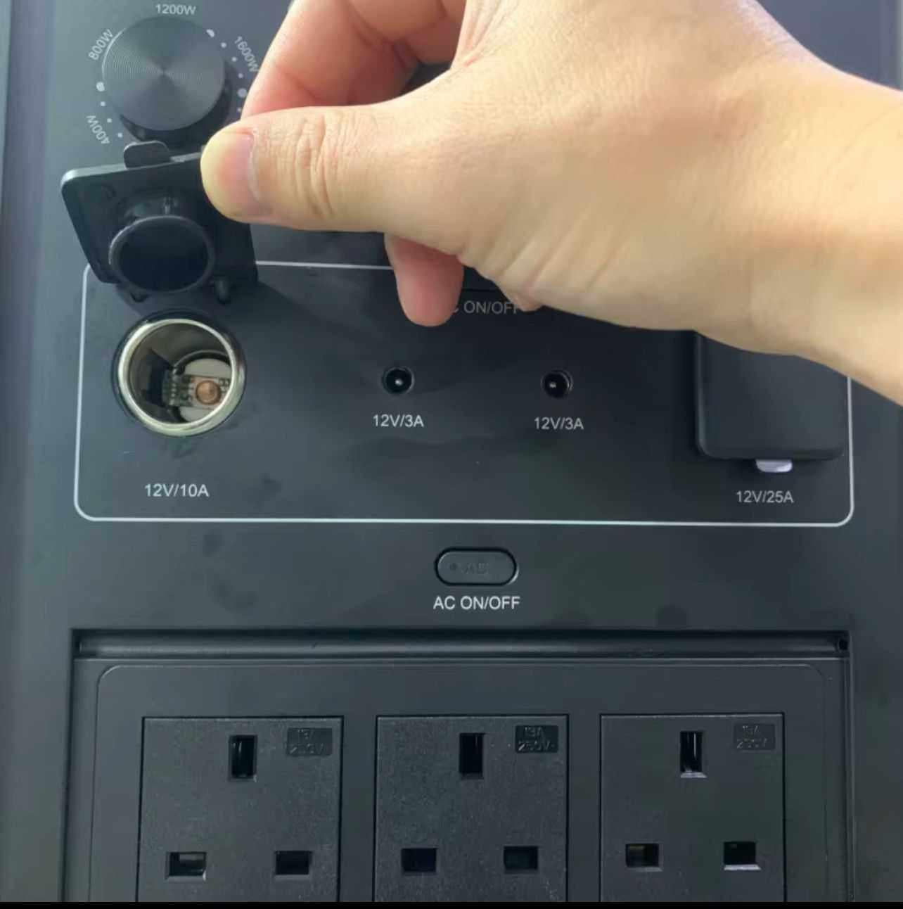 🔋 محطة طاقة شمسية 3840Wh محمولة AFERIY LiFePO4 مع ألواح شمسية 400W (قطعتين).