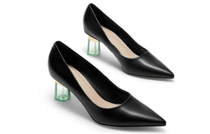حذاء Pumps نسائي مدبب بكعب شفاف CHARLES & KEITH.