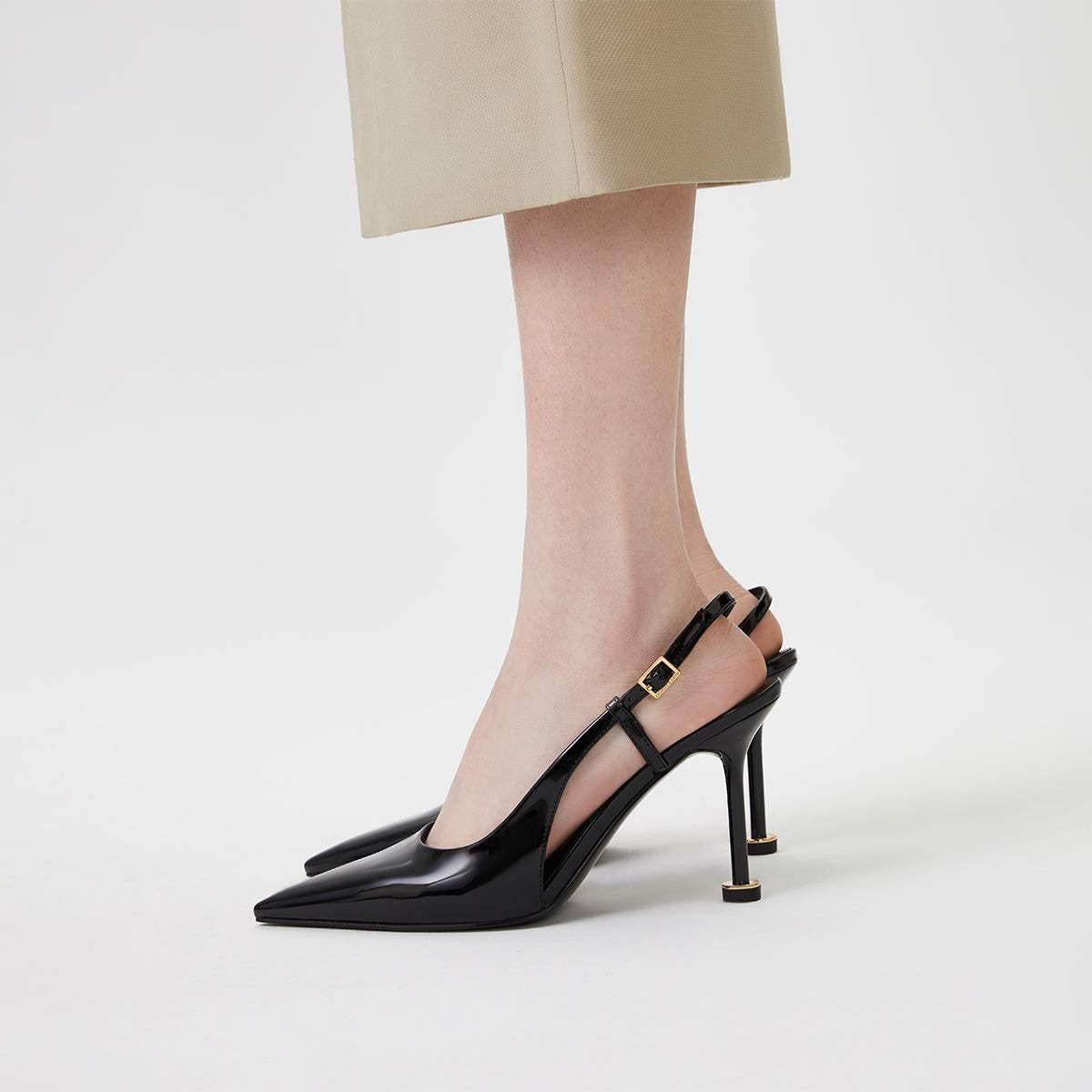 CHARLES & KEITH حذاء كعب عالي Slingback نسائي لامع بمقدمة مدببة.