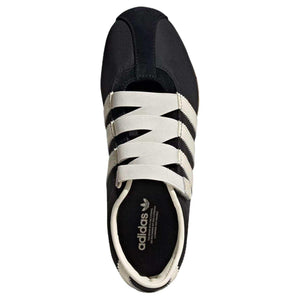 حذاء Adidas Tokyo رياضي خفيف ومريح باللون الأسود.