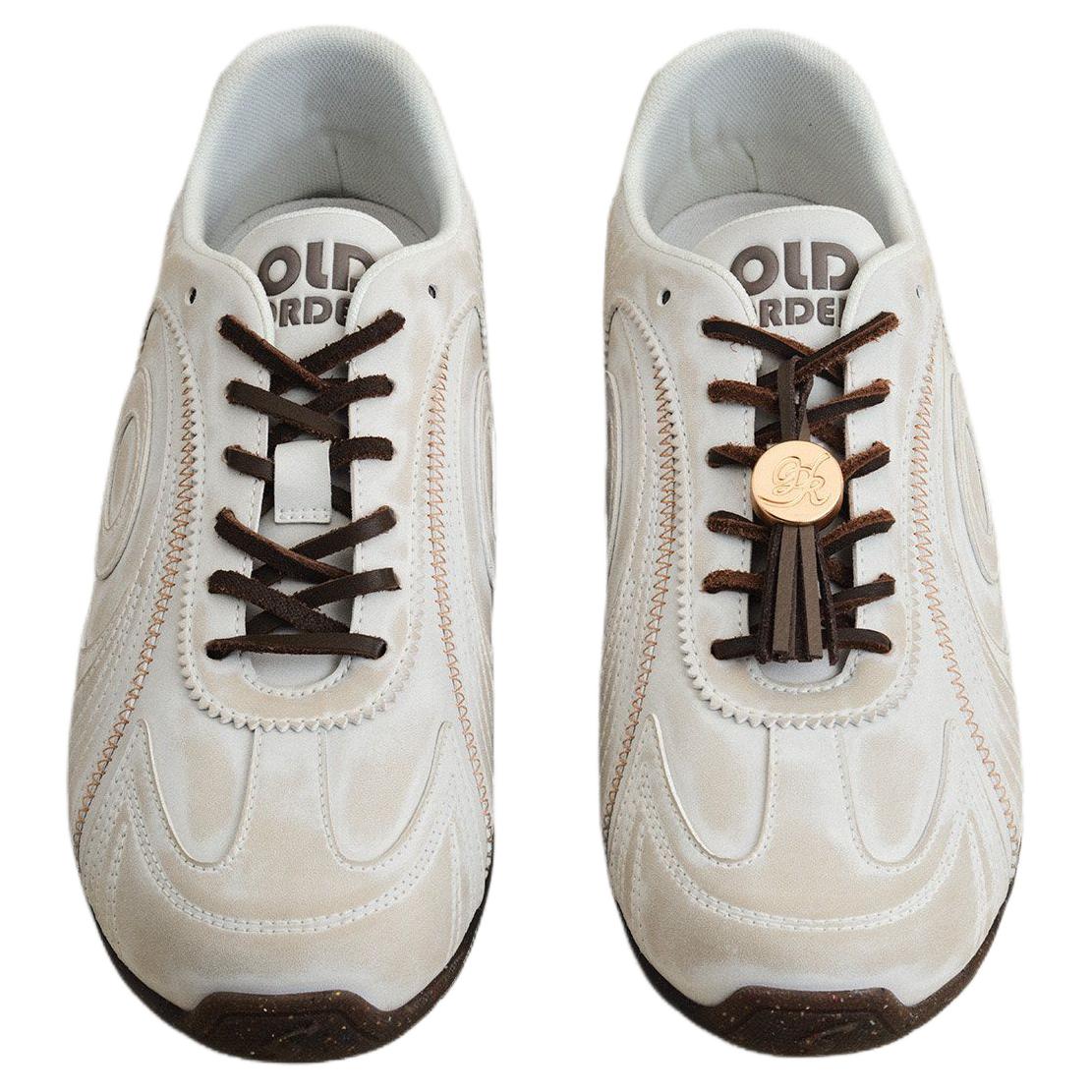 حذاء رياضي Old Order بتصميم مميز ولون أبيض ورمادي