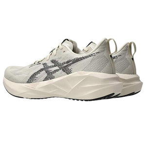 ASICS NOVABLAST 5 Beige Black.