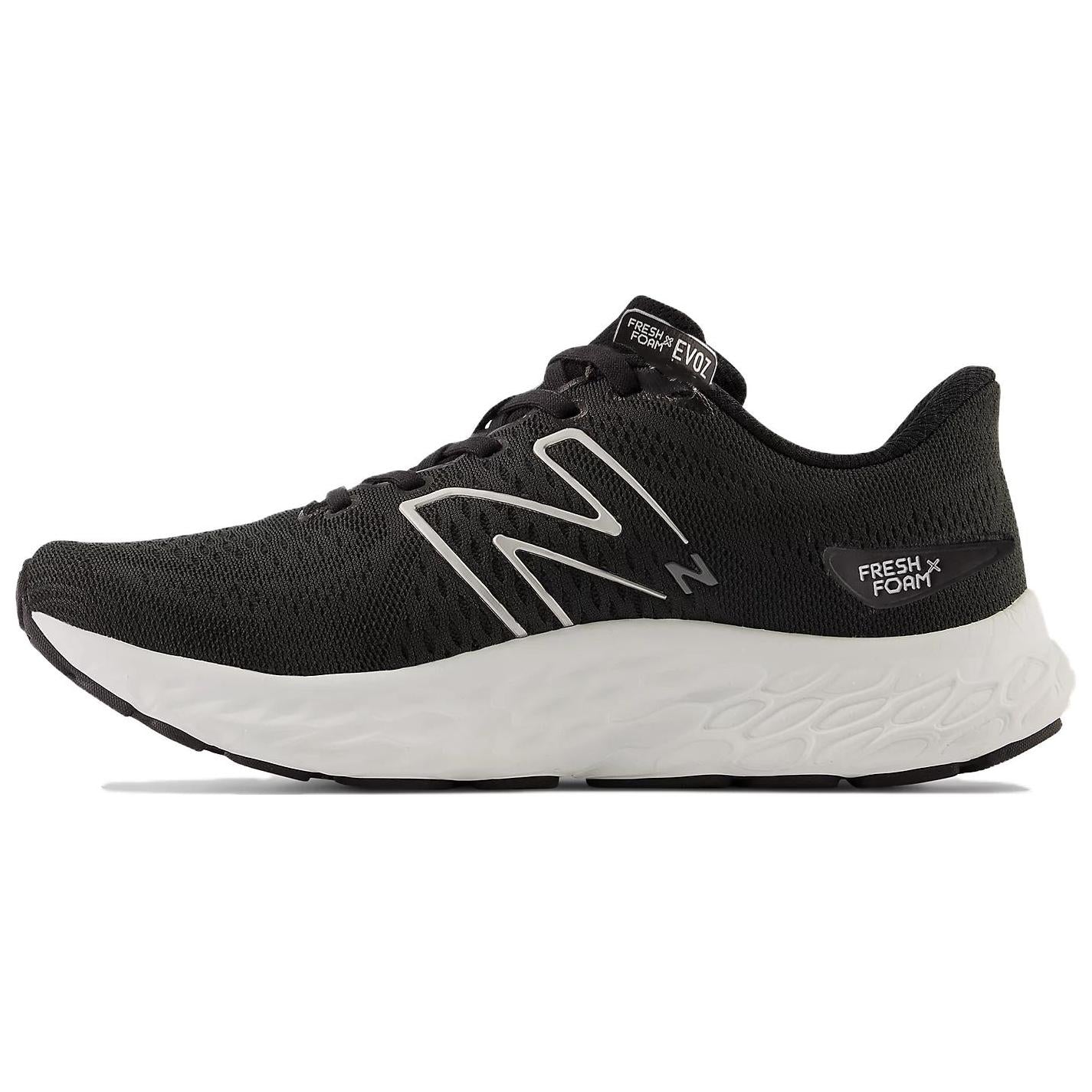 حذاء New Balance Fresh Foam Evoz للجري باللون الأسود