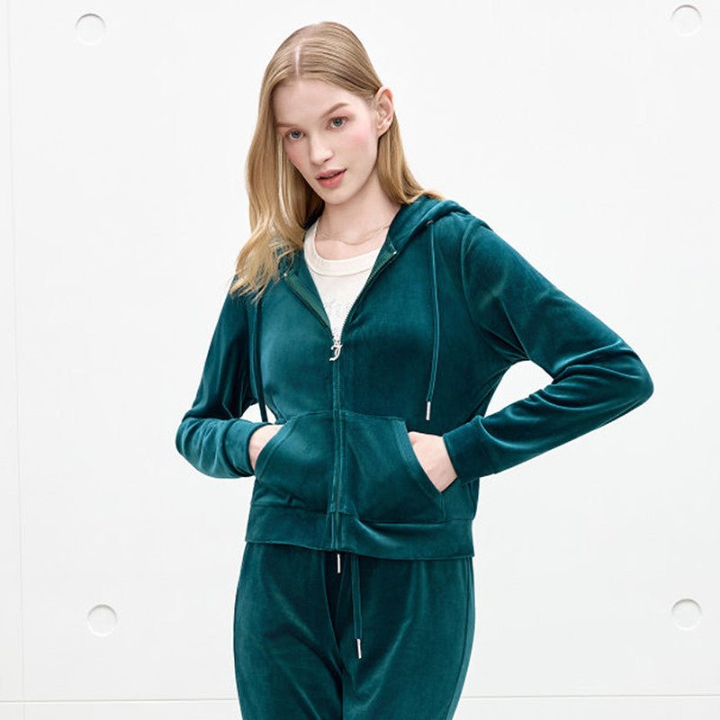 بنطال مخمل نسائي Juicy Couture واسع الأسفل بأحجار لامعة - رفعة