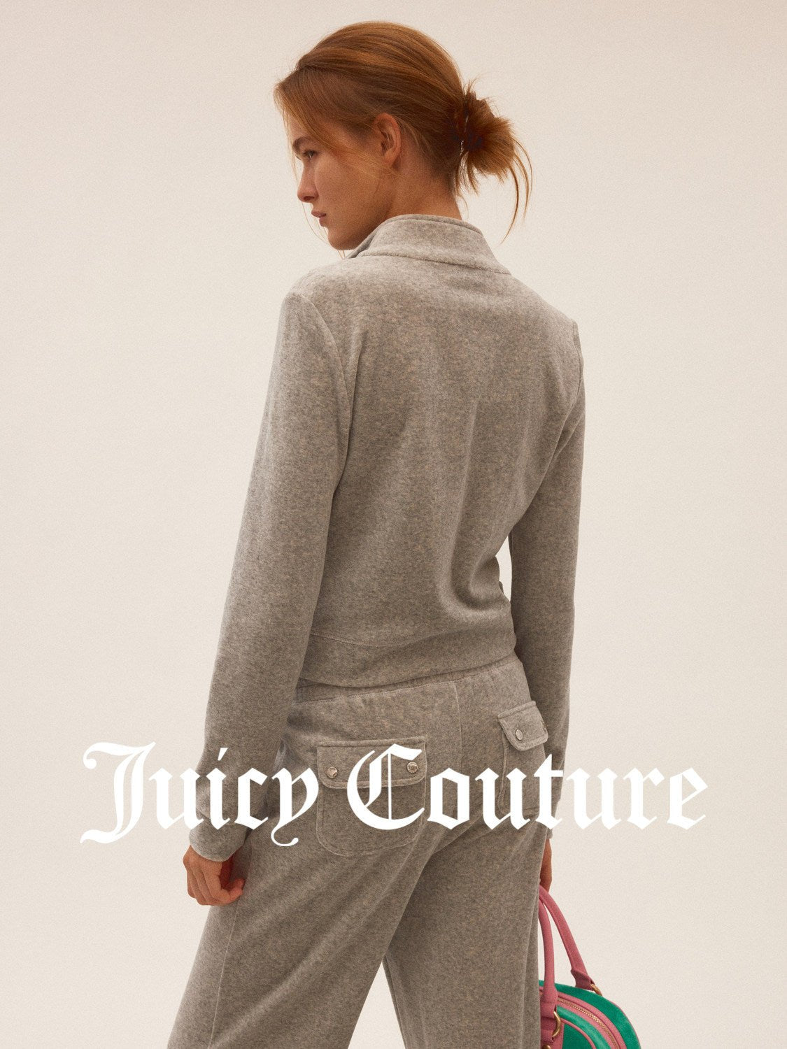 بنطال نسائي مخملي Juicy Couture بقصة مستقيمة وأحجار لامعة - رفعة