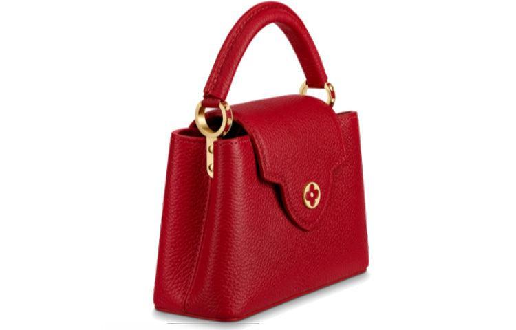 حقيبة Louis Vuitton Capucines جلد أحمر فاخرة.