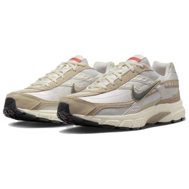Nike Initiator White/Brown Running Shoes.