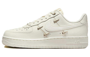 Nike Air Force 1 Mini Gold.
